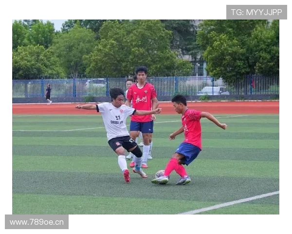 湘超冠军永州队公交花车巡游