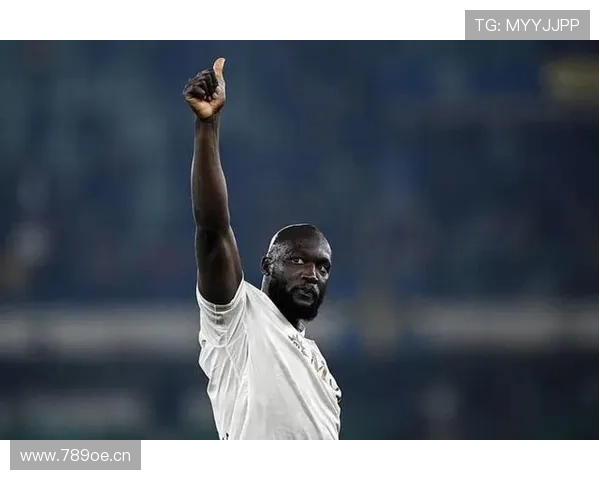 卢卡库明日回那不勒斯踢中锋